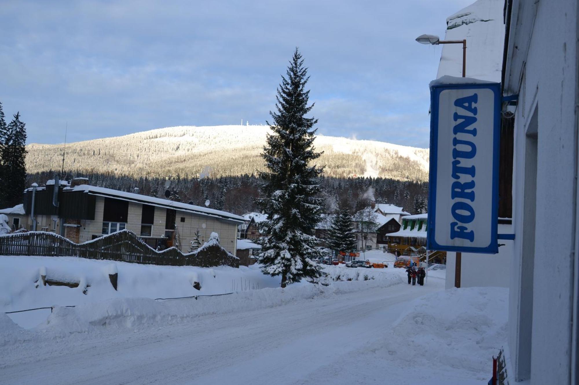 Hostel Fortuna Шпиндлерув-Млин Экстерьер фото